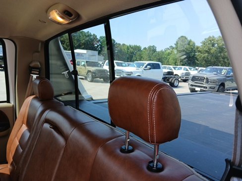 Used 2006 Ford F350 Lariat image 17