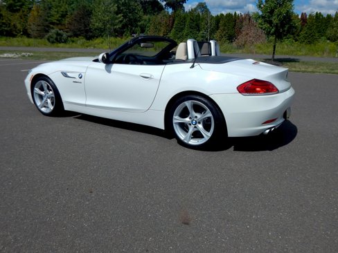 Used 2016 BMW Z4 sDrive28i image 11