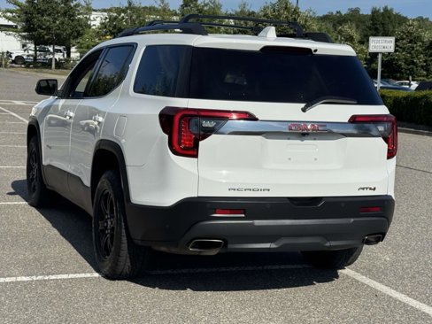Used 2022 GMC Acadia AT4 w/ Technology Package image 4