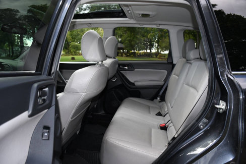 Used 2016 Subaru Forester 2.5i Touring w/ Popular Package #2 image 15