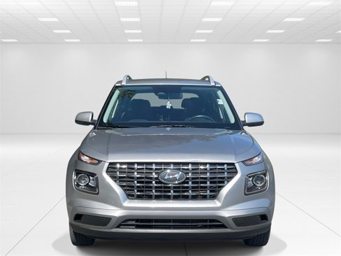 Certified 2023 Hyundai Venue SEL image 2