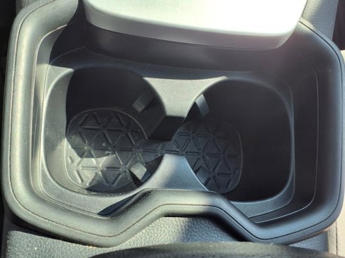 Used 2019 Toyota RAV4 XLE image 23