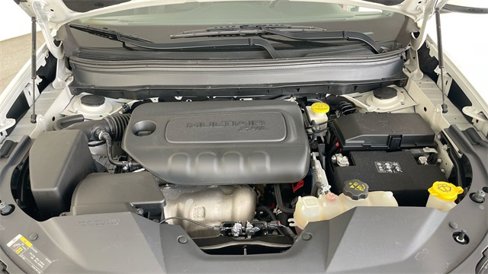 Used 2019 Jeep Cherokee Latitude Plus image 18