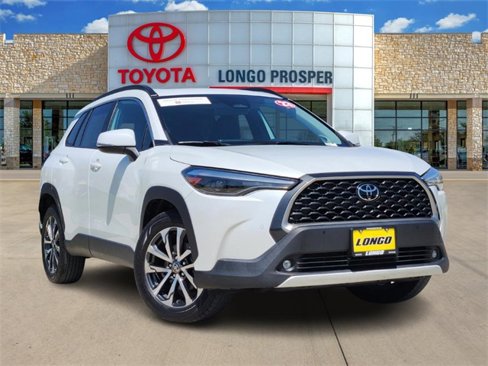 Certified 2023 Toyota Corolla Cross XLE image 1