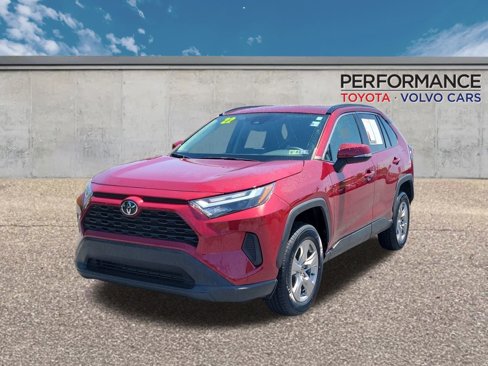 Certified 2022 Toyota RAV4 XLE image 1