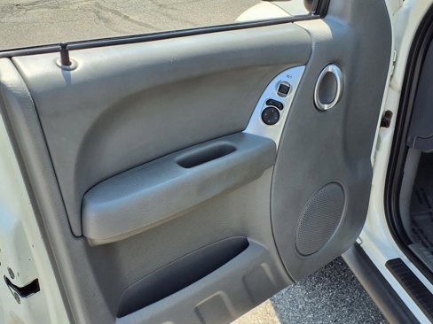 Used 2006 Jeep Liberty Limited image 6