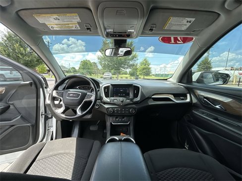 Used 2021 GMC Terrain SLE image 35