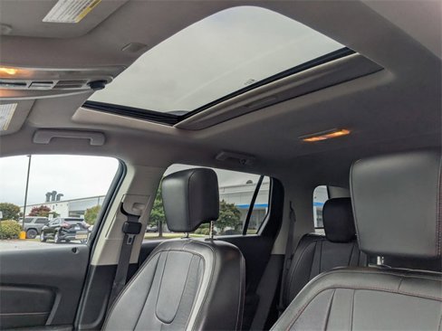 Used 2017 GMC Terrain SLT w/ Open Road Package image 18