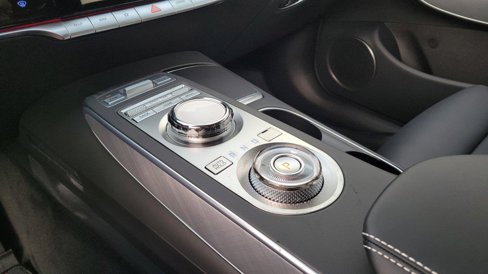 New 2023 Genesis Electrified GV70 Advanced image 26