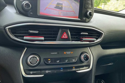 Used 2019 Hyundai Santa Fe SE image 31