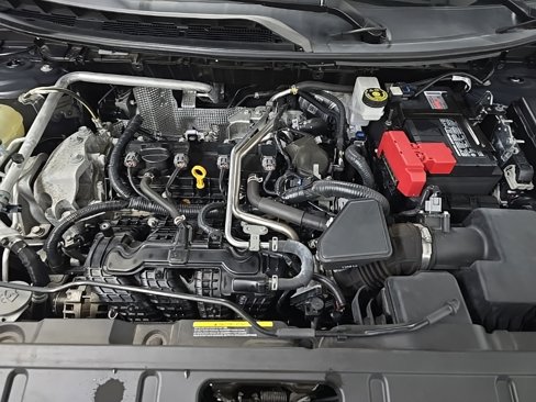 Used 2021 Nissan Rogue SV image 12