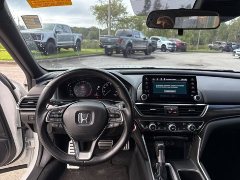 Used 2021 Honda Accord Sport image 11