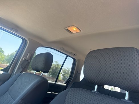 Used 2004 Nissan Xterra XE image 10