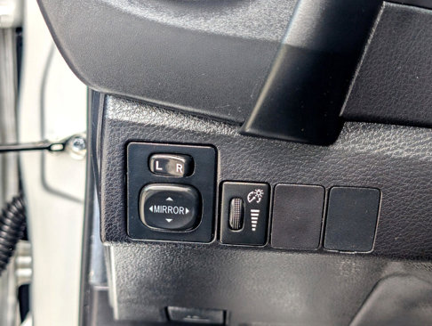Used 2019 Toyota Corolla XLE image 28