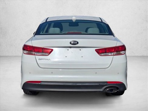 Used 2018 Kia Optima LX w/ 17" Alloy Wheels Package image 7