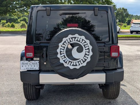 Used 2012 Jeep Wrangler Unlimited Sahara image 9