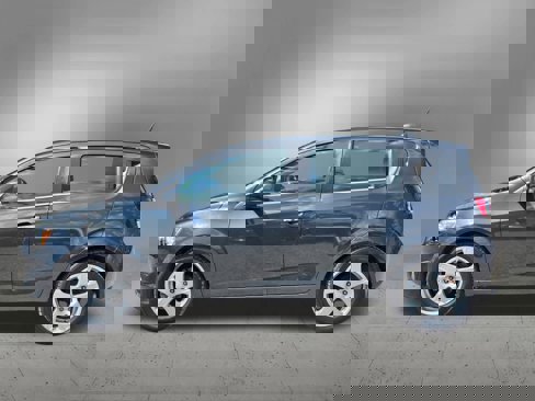 Used 2015 Chevrolet Sonic LTZ image 2