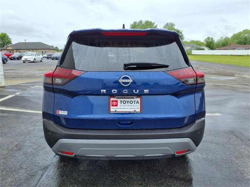 Used 2023 Nissan Rogue S image 4