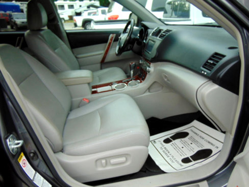 Used 2011 Toyota Highlander Limited image 14