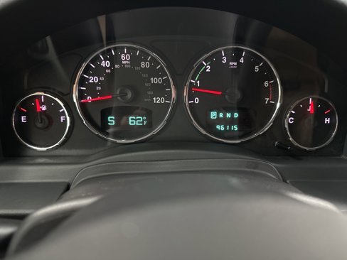 Used 2012 Jeep Liberty Limited image 14