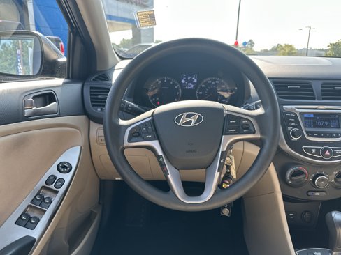 Used 2016 Hyundai Accent SE w/ Option Group 02 image 23