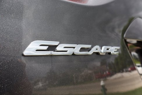 Used 2016 Ford Escape Titanium w/ Equipment Group 301A image 28