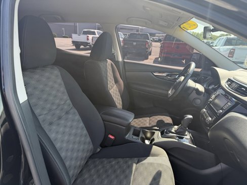 Used 2020 Nissan Rogue Sport SV w/ All-Weather Package image 25