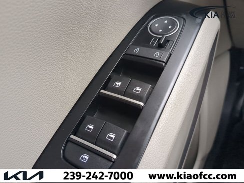 Certified 2023 Kia Soul LX image 20