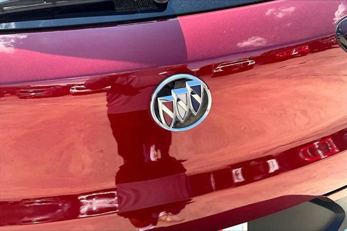 Used 2023 Buick Encore GX Preferred w/ Cold Weather Comfort Package image 9