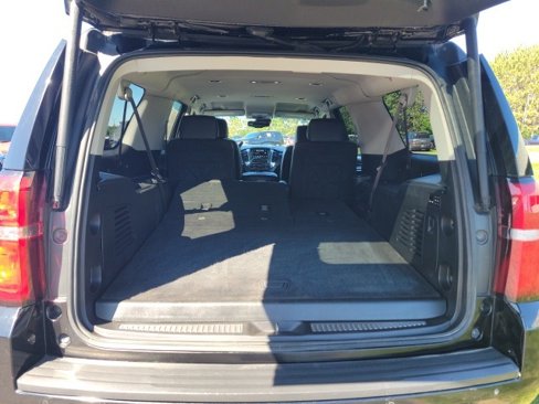Used 2016 Chevrolet Suburban LT image 15