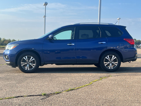 Used 2017 Nissan Pathfinder SL image 4