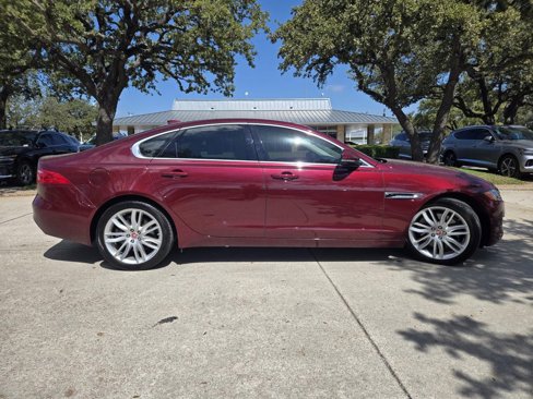 Used 2016 Jaguar XF Prestige image 6