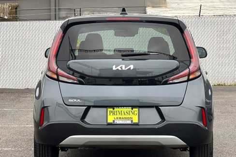 Used 2023 Kia Soul LX image 5