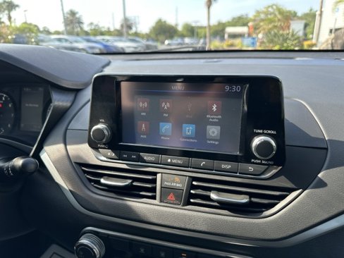 Used 2022 Nissan Altima 2.5 S image 32