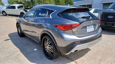 Used 2018 INFINITI QX30 Premium w/ Navigation Package image 5