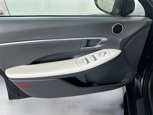 Used 2023 Hyundai Sonata SEL w/ Convenience Package image 19