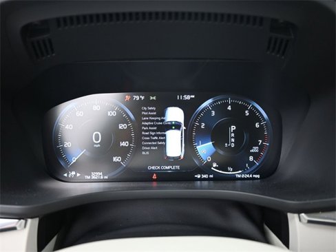 Used 2021 Volvo XC60 T5 Inscription w/ Advanced Package image 12
