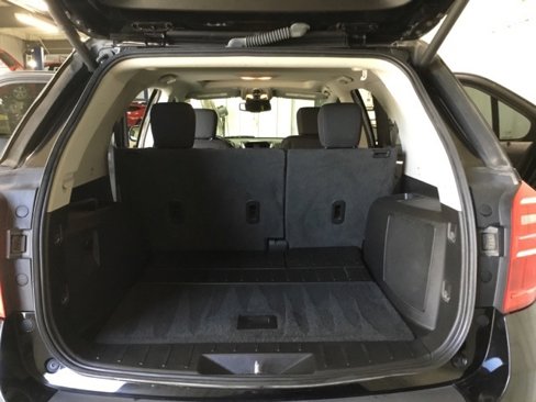 Used 2017 Chevrolet Equinox LT image 40