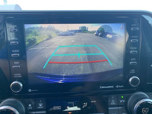 Used 2022 Toyota Highlander XLE image 24