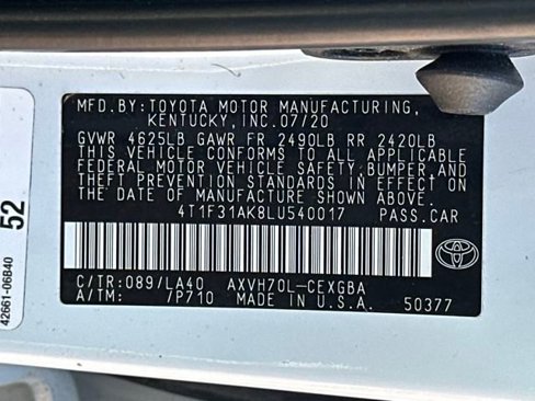 Used 2020 Toyota Camry XLE image 32
