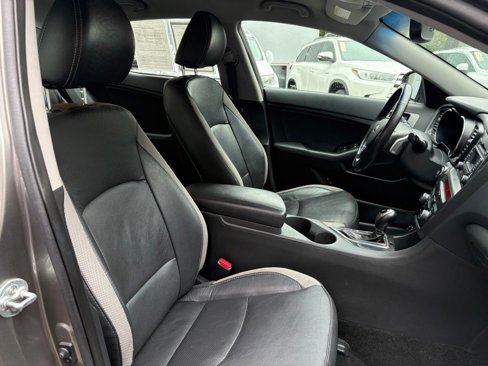 Used 2013 Kia Optima SX image 27