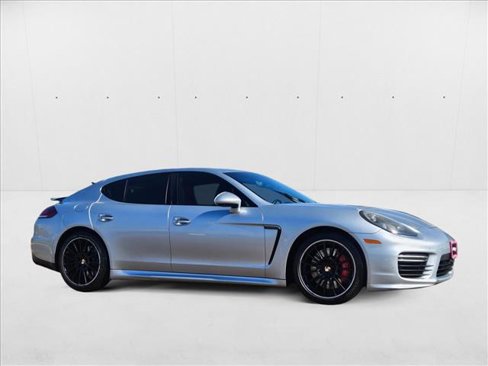 Used 2014 Porsche Panamera GTS image 3