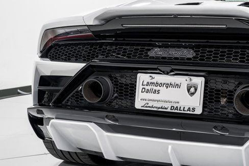 Used 2023 Lamborghini Huracan EVO image 56