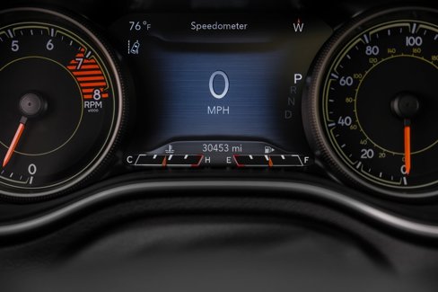 Used 2021 Jeep Cherokee Limited w/ Elite Package image 3