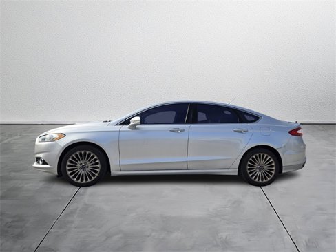 Used 2015 Ford Fusion Titanium image 2
