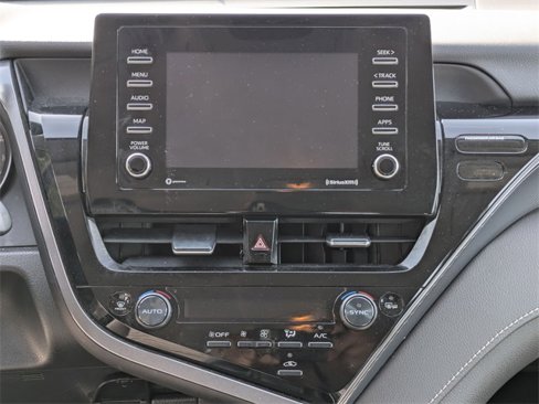 Used 2023 Toyota Camry SE image 19