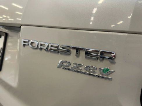 Used 2014 Subaru Forester 2.5i Premium w/ All-Weather Package image 8