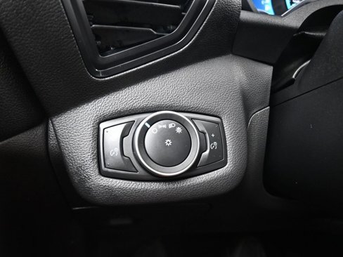 Used 2017 Ford C-MAX SE image 23