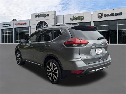 Used 2019 Nissan Rogue SL w/ Premium Package image 5