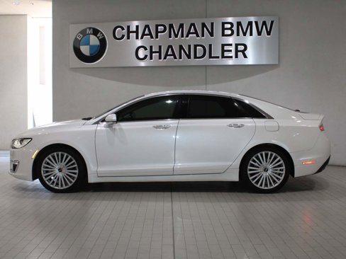 Used 2017 Lincoln MKZ Reserve image 3